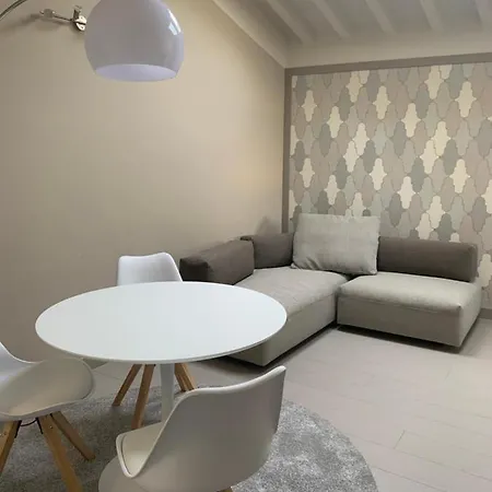 Maison Del Ducato “cavour 24” Apartment Parma